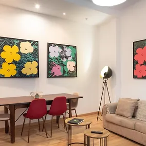 With Terrace By Lovelystay Apartamento Lisboa