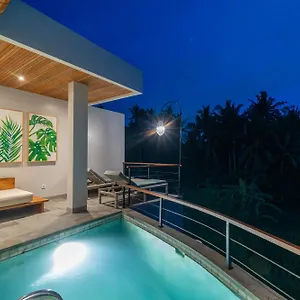 D'macho Villa